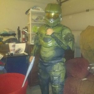 Meet your Posher, Donavin